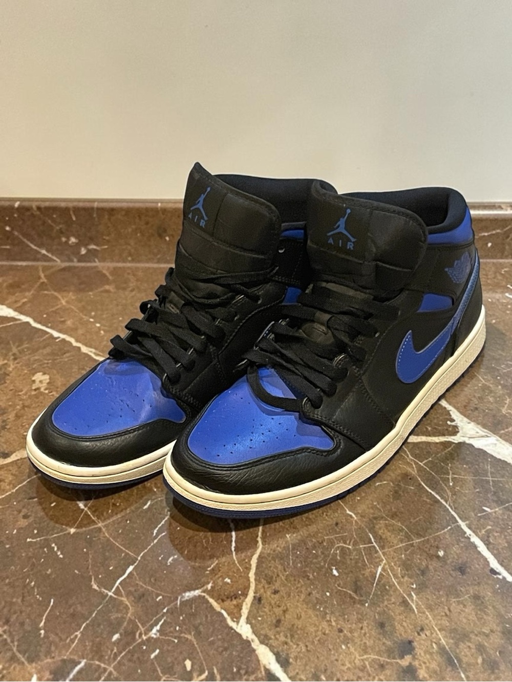 Nike Air Jordan 1 Mid Black Hyper Royal White Men’s Size 10.5